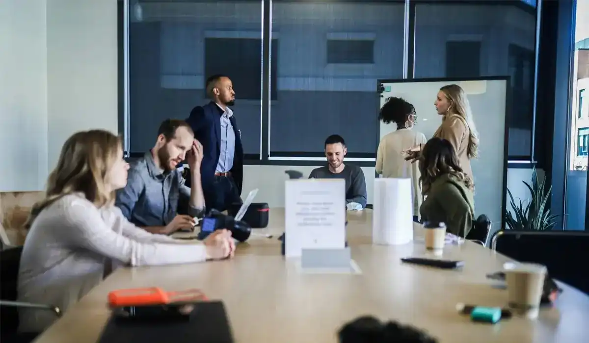 Digital marketing team discussing strategy during a meeting